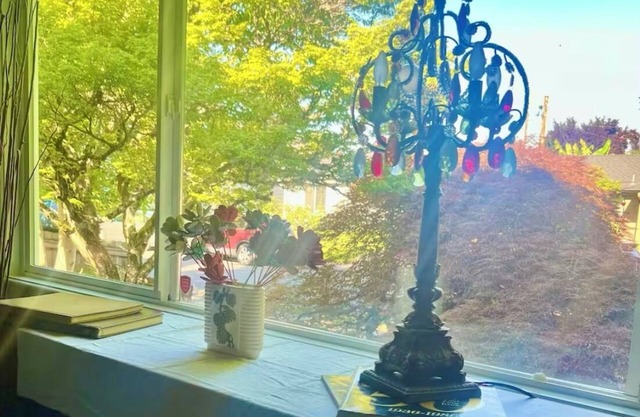 Stylish Mid Century Modern- 1 hour from Oregon Coast