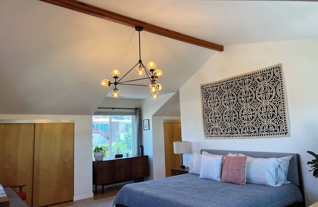 Stylish, Modern 3-Level House/Yard-Patio-Balcony, Blocks To Beaches- Ocean Beach