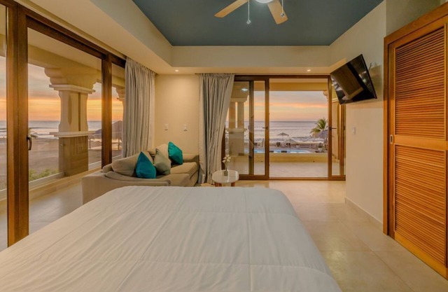 Stylish Oceanfront Retreat in Gran Pacifica Resort