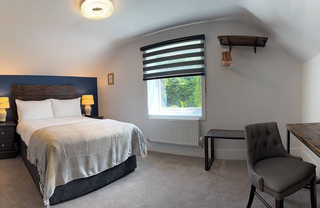 Stylish Studio with Kitchenette - Double En-suite