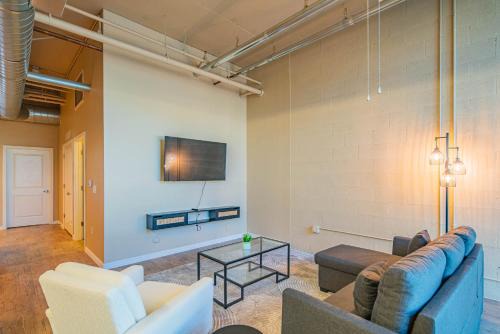 Stylish Tempe ASU Stay Pool Gym Parking WD