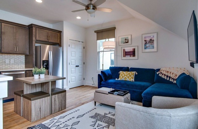 Stylish Townhouse in East Nashville