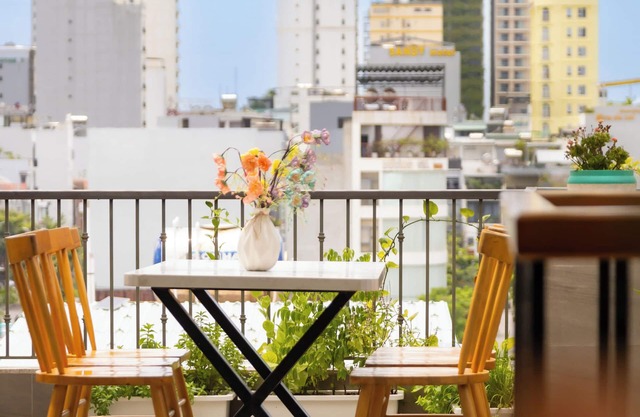Stylish Villa Near Beach - Terrace & BBQ Garden - Central spot