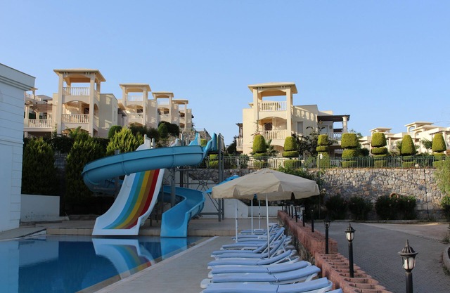 Stylish Villa With Private Pool, Nature Reserve Views And On Site Facilities