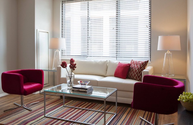 Stylish White Plains 2 Bedroom, 5-Min Walk to Metr