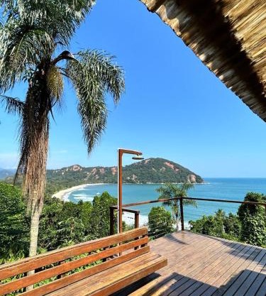 Suíte e sala - Vista Barra do Sahy