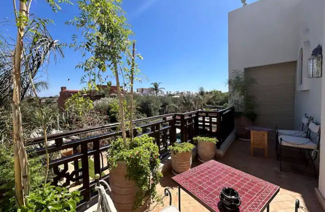 Sublime 7-bedroom villa at amelkis golf resort