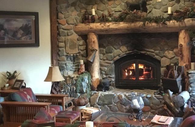 Sugar Bear Lodge on the Trinity River