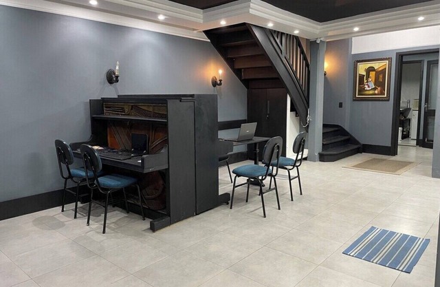 Suite P at Piano Coliving POA