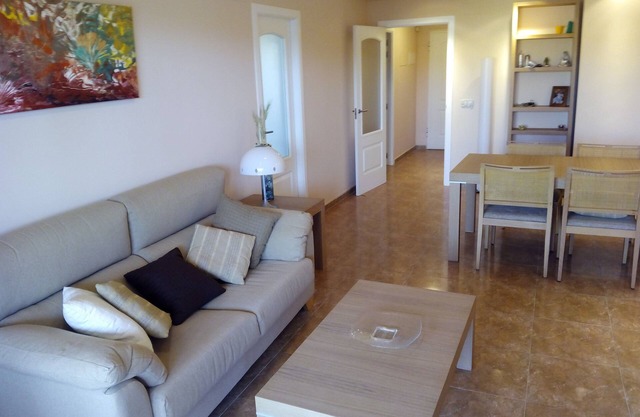 Suitable in residential complex - POOL + PARKING- Almarda Beach/Canet