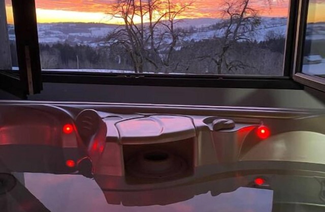 Suite Avec Jacuzzi et Sauna « Ledelweiss »