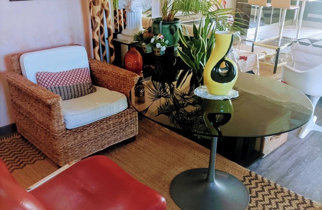 "Suite Beau Séjour" in historic village near the sea and Montpellier