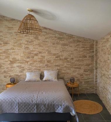 Suite cosy indépendante avec extérieur
