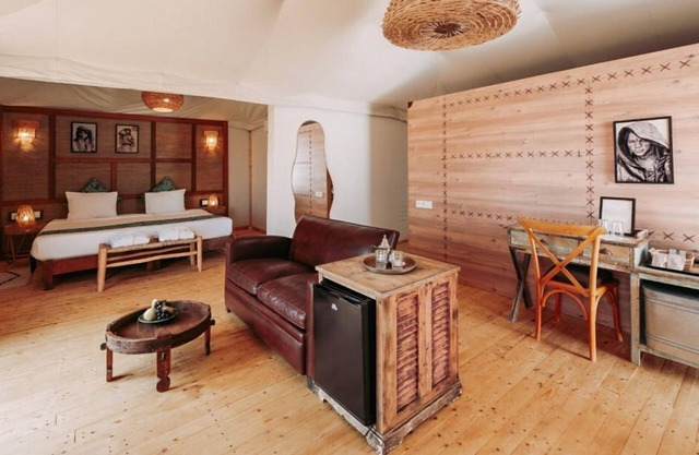 Suite Emotion - One Bedroom Resort, Sleeps 2