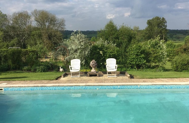 Suite Overlooking Beautiful Wealden Countryside, Swimming Pool. (See offers )