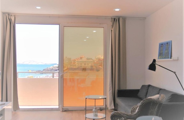 Suite Playa y Mar - Large apartment with sea view, wifi and A/C at Melenara beach – 1