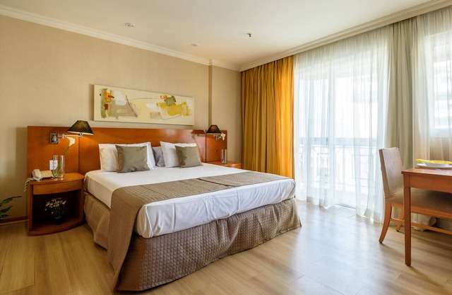 Suite, pool and gym | BPremium T4 Z10