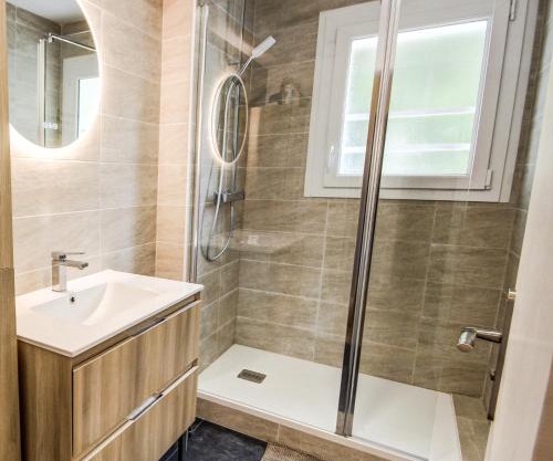 Suite T5 Rennes Gare - Parking privé gratuit