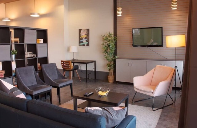 Suite with AC, Industrial Styling