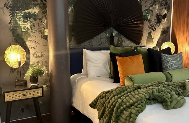 Suite4Serenity @ Rwy Luxury Apartment