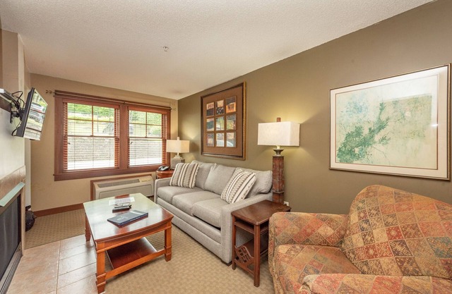 Suites at Silver Tree A120: Standard View Suite with Private Bedroom, 1st Floor
