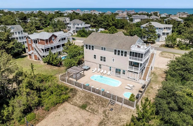 Summer Breeze | 970 ft from the Beach | Private Pool, Hot Tub | Corolla