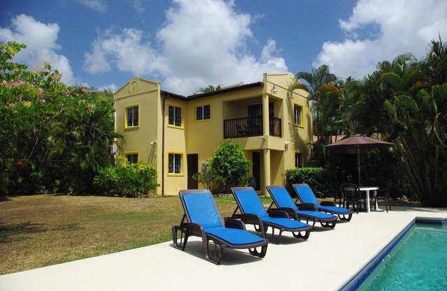 *SUMMER SALE* Stunning 3 Bed Child Friendly Villa, Private Pool. St James,