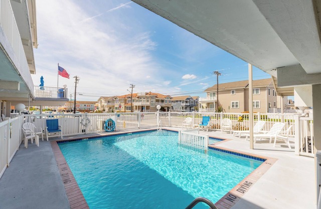 Summer Sands Spacious1bedroomOcean view condo in Wildwood Crest w/AC/heat, WiFi