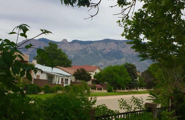 SUMMER SPECIAL - 20% OFF - SLEEPS 13