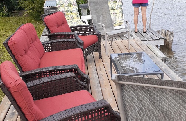 Summersands Riverfront Cottage. Located on the Nottawasaga River Wasaga Beach ON
