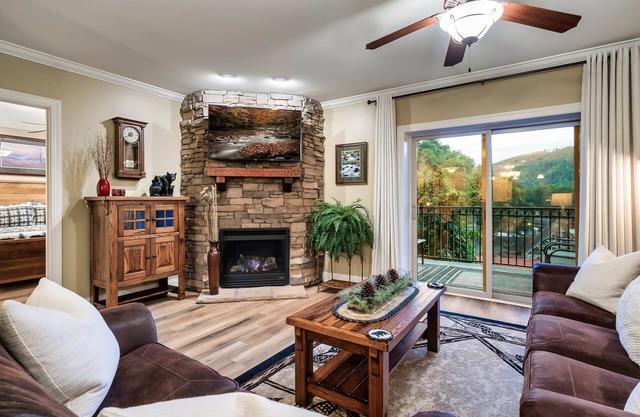 Summit Manor - Gatlinburg, TN.