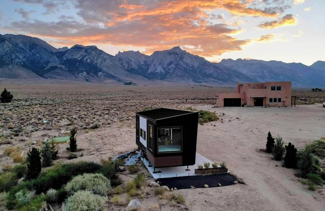 Summit Sanctuary: 360° Views
