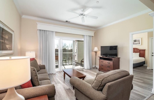 Sun and Fun 1 Bedroom Resort View Suite Sleeps 4