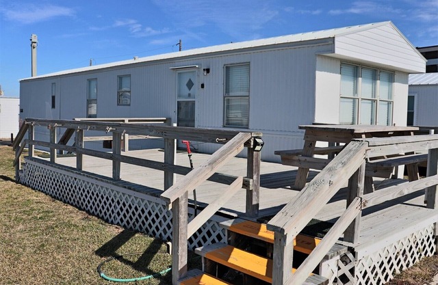 Sun, Sea & Simplicity 2BR Oceanfront Getaway