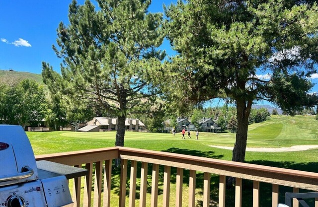 Sun Valley Condo on the Green with Dollar Views