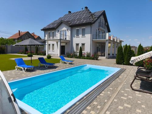 Sunhouse