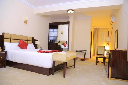 Sunland International Hotel