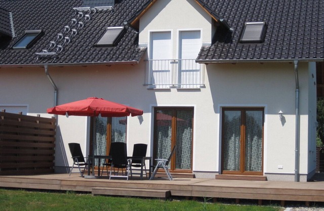 SÜNN & BRIES directly on the beach: large house with fenced garden+kayaks+DSL