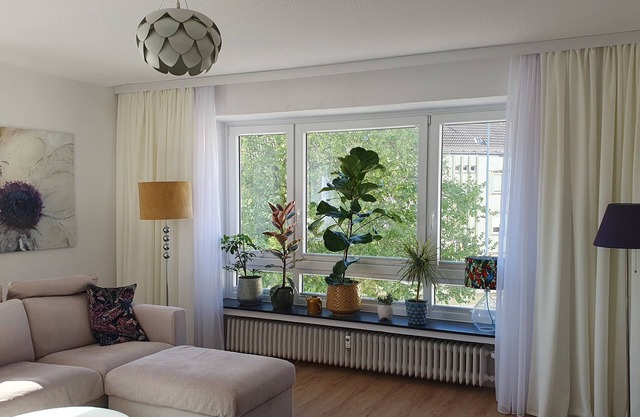 Sunny apartment with balcony, very central near the main train station