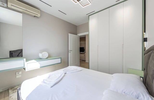 Sunny Beach Luxurious Apartment