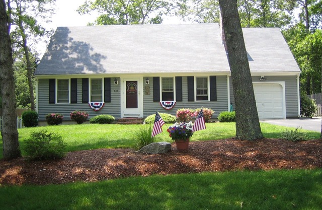 Sunny Cape w/Private Pool, Steps to Association Lake