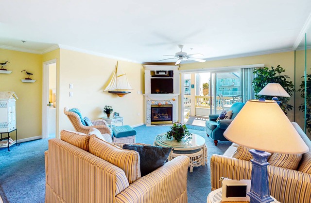 Sunny Condo w/Private Balcony, Free WiFi, Shared Pools, Tennis Court, and A/C