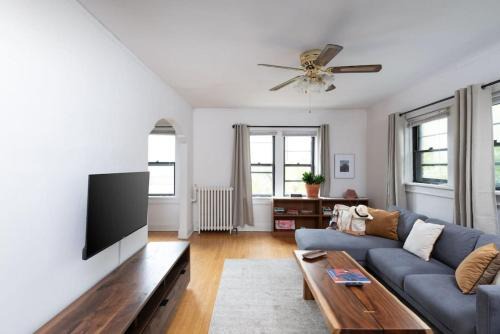 Sunny East Side Vintage 2BR Apartment