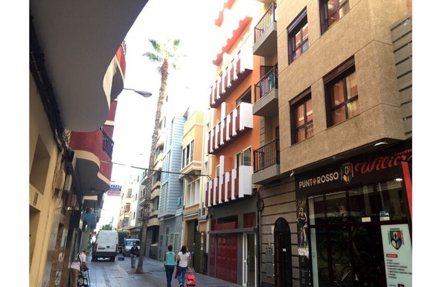 Sunny Islands TQ 104