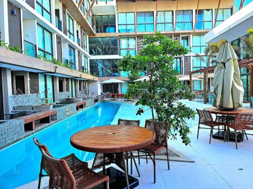 Sunny Hall, o mini resort mais charmoso do centro de Porto (COM e SEM PISCINA PRIVATIVA) by HM