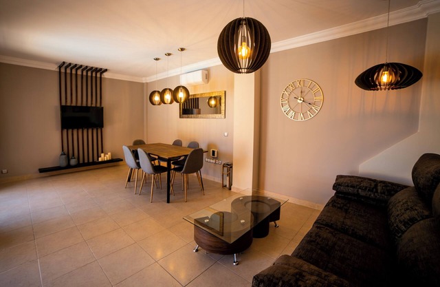 Sunny Island Villa N9