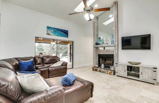 Sunny Oasis/Pool/Top Location/Big Patio/10 ppl