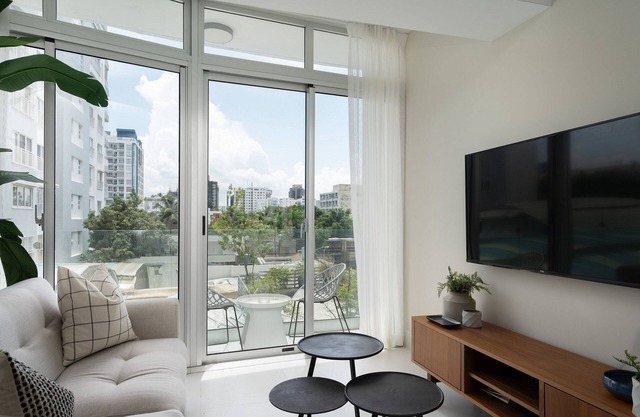 *Sunny Oasis Retreat: 1-Bedroom*