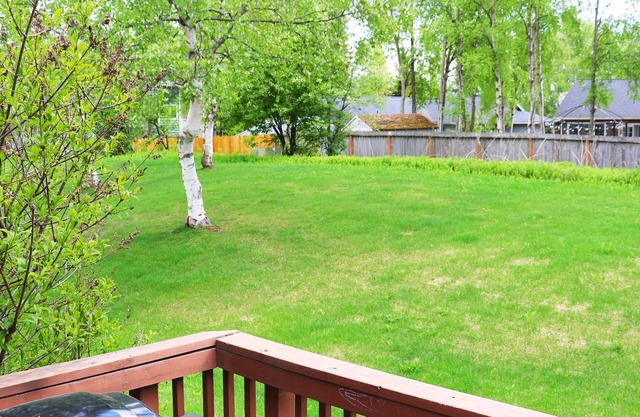 Sunny Remodeled Townhouse Near Costco & Dimond Mall