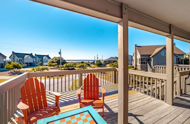 Sunny Skies Ahead | Community Beach Access + Pool!